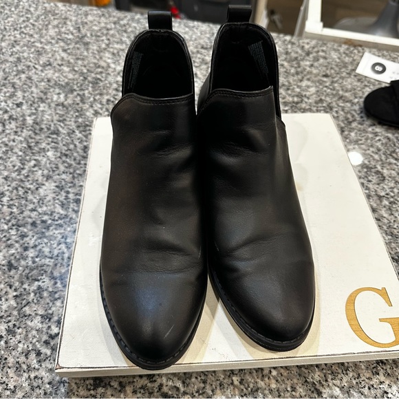 Threaded Boots Universal Thread | Shoes | Euc Universal Thread Ankle Boots | Poshmark